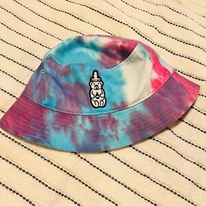 Honey Bear Tie-Dye Bucket Hat